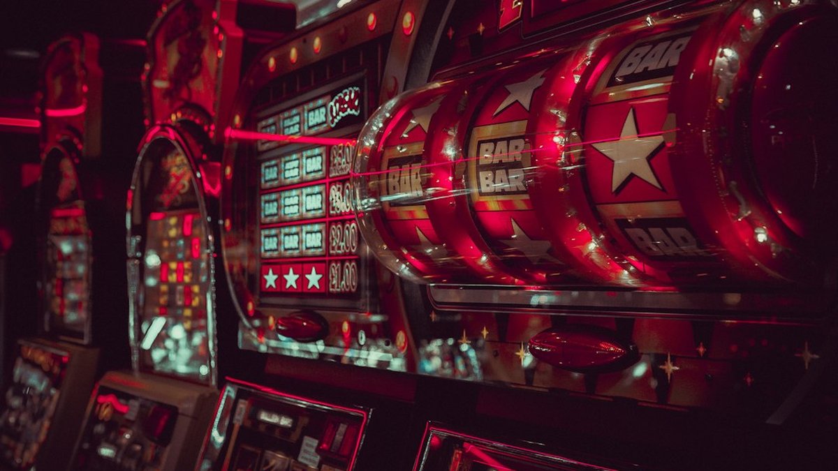 Is Hard Rock Bet's $1,000 Lossback Bonus Worth It